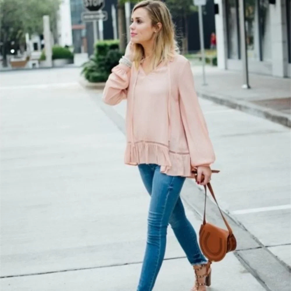 RO&DE CANYON RUFFLE NECK BLOUSE IN CREAM COLOR